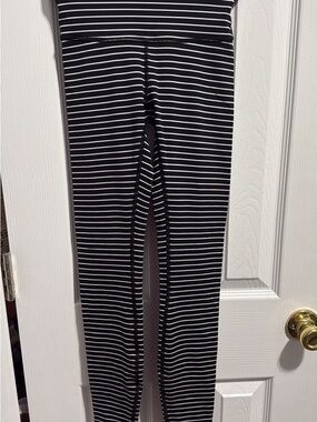 Lululemon align Black & White Stripe Leggings